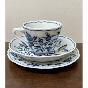 Vintage Blue Danube Blue Onion Teacup Saucer Plate Lot of 3 Made in Japan